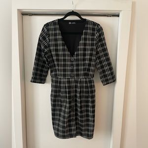 black and white zara button up dress